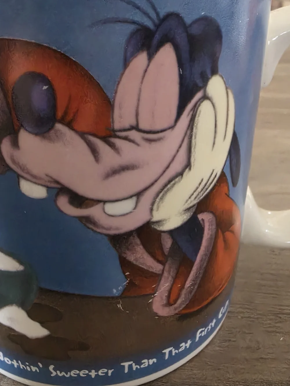 Disney 26 oz
